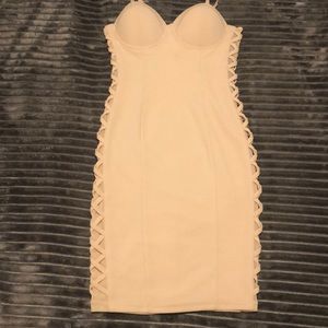 Pale pink/ nude dress 💗